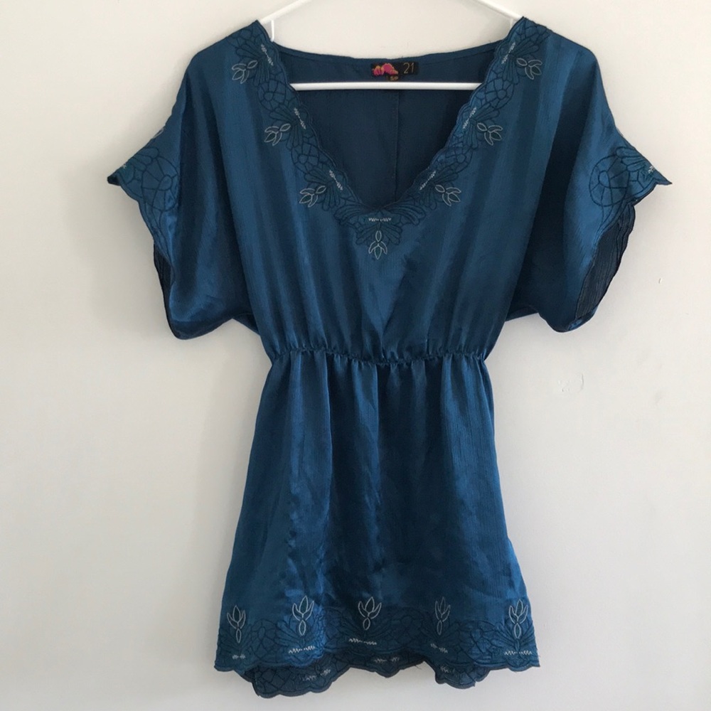 ❤️ Navy blue silky tunic